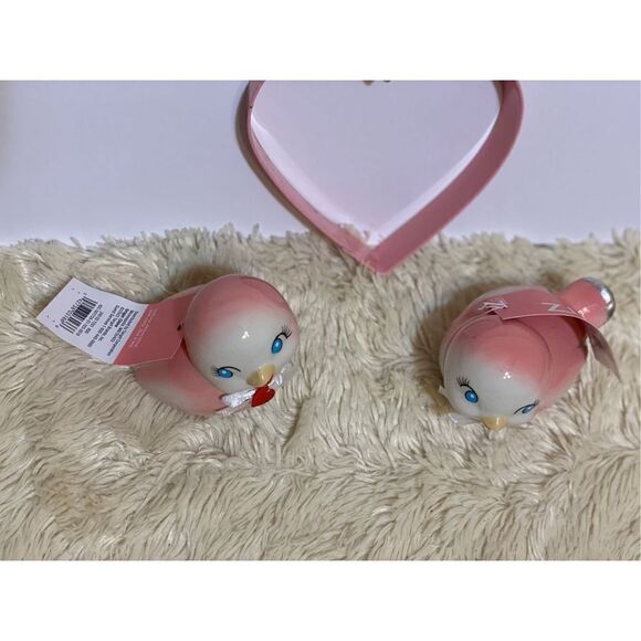 Target Spritz Ceramic Valentine’s Day 2023 Pink Retro Love Birds Pair - Picture 4 of 5